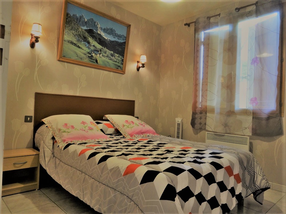9 Chambre Droite